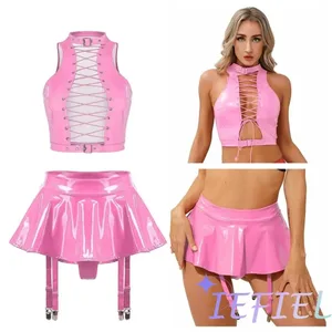 Női, kétrészes fényes latex csábító 2 részes hálóruha, rövidített felsők kiszélesedő minszoknyával Hálóruha Disco Pole táncöltöny
