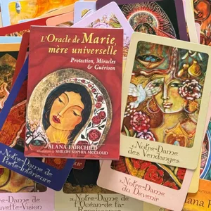 L'Oracle De Marie Mère Universelle Version Française Protection Miracles et Guérison Oracle Deck 44 Jeux de société