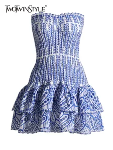 Uitgesneden gelaagde zoom sexy jurk voor dames strapless mouwloos off-shoulder hoge taille mini-jurken vrouwelijke kleding