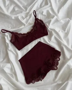 Sød blonde bh solid sæt kvinder gratis kombination Bh'er med justerbar rem+trusser med lav talje Chic enkle lingerisæt med høj elasticitet