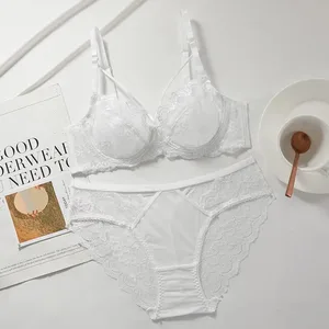 สุภาพสตรีใหม่บางลูกไม้ชุดชั้นในชุด Underwire Bra Push Up สนับสนุนหน้าอก Minimizing Anti Sagging นุ่มสบายสวมใส่ 32-42