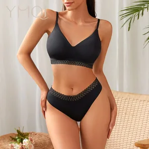 2026 Vrouwen Thongs En Bh Tweedelige Naadloze Slipje Dames Ondergoed Zachte Elastische Wirefree Sport Bh Panty Set