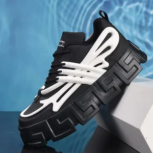 Baskets de luxe décontractées pour hommes, chaussures confortables à semelles épaisses, de styliste, augmentant la hauteur, chaussures de sport respirantes