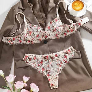 Ultra Thin Unlined Floral Lace Bra ชุดชุดชั้นในแหวนเหล็กดูผ่านชุดชั้นในเซ็กซี่ผู้หญิง Brassiere ฤดูร้อน